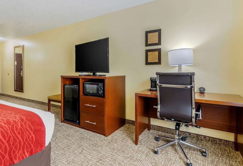 Отель Comfort Inn & Suites Hillsville I77