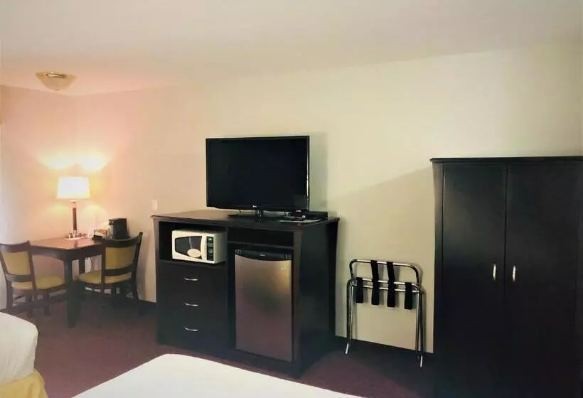 ホテル Days Inn By Wyndham Kamloops Bc