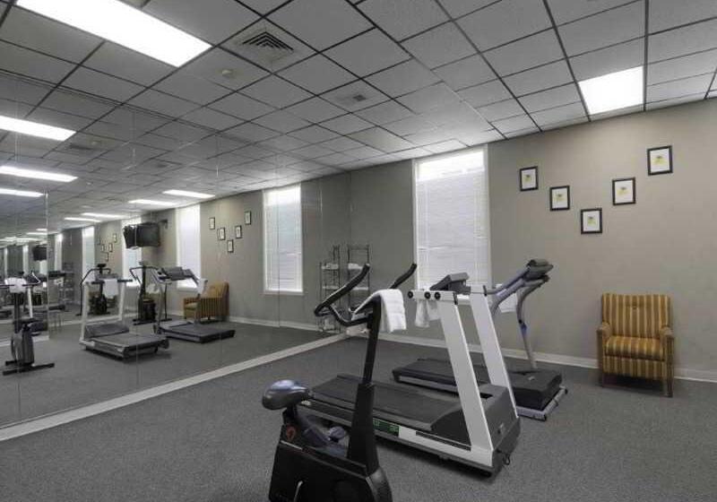 Отель Days Inn By Wyndham Hinesville Near Fort Stewart, Newly Renovated, Free Hot Breakfast, Restaurant An