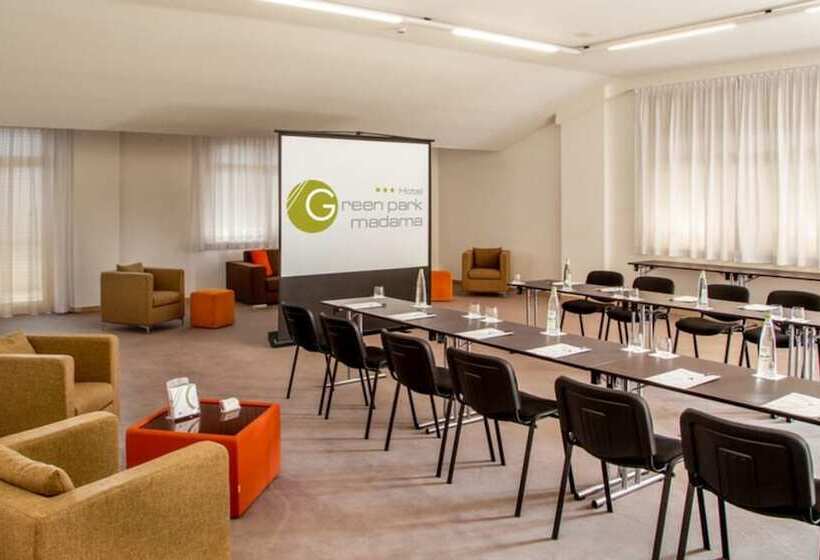 Отель Green Park Madama Spa & Wellness