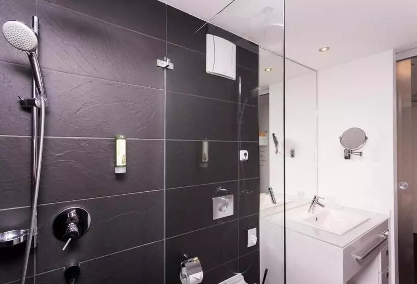 Hotelli Grimm's Berlin Mitte