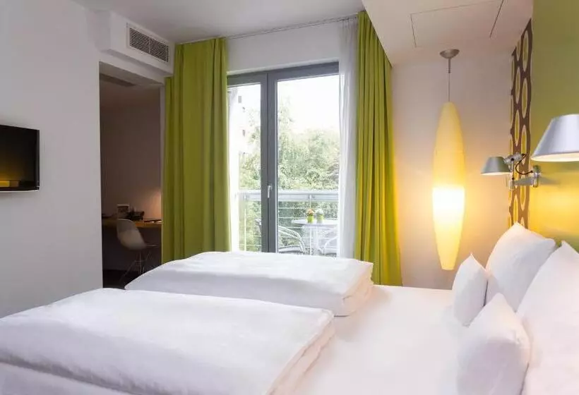 Hotelli Grimm's Berlin Mitte