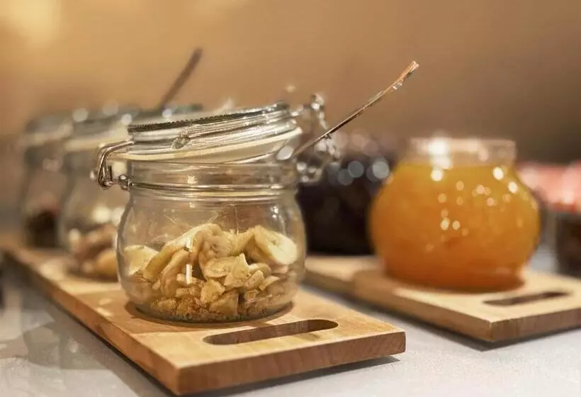 Hotelli Grimm's Berlin Mitte