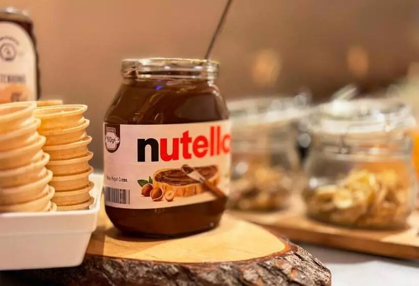 Hotelli Grimm's Berlin Mitte