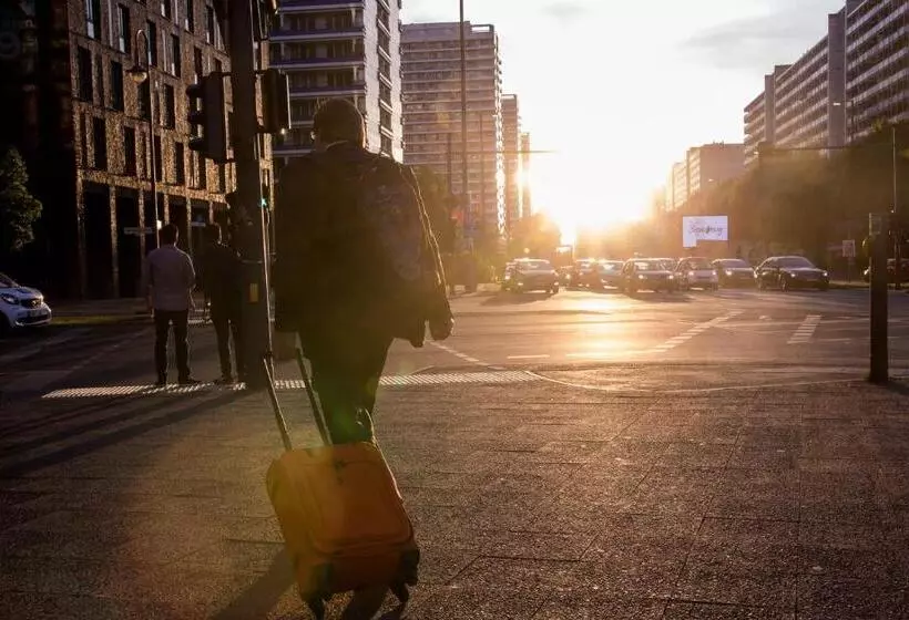 Hotelli Grimm's Berlin Mitte