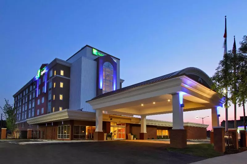 ホテル Holiday Inn Express Augusta Downtown, An Ihg