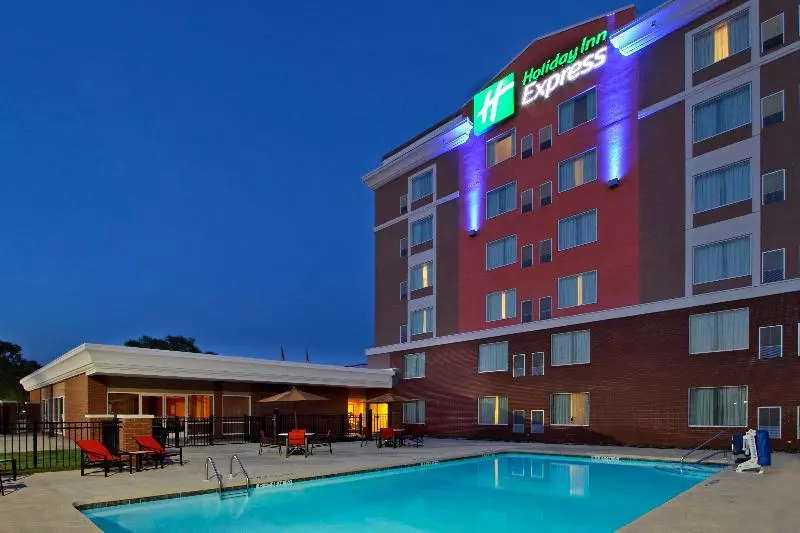 ホテル Holiday Inn Express Augusta Downtown, An Ihg
