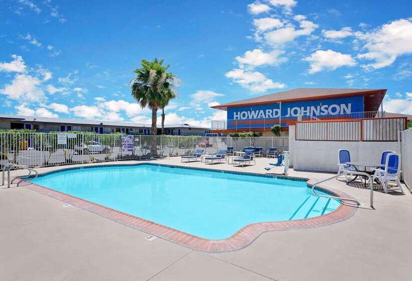 فندق Howard Johnson By Wyndham Las Vegas Near The Strip