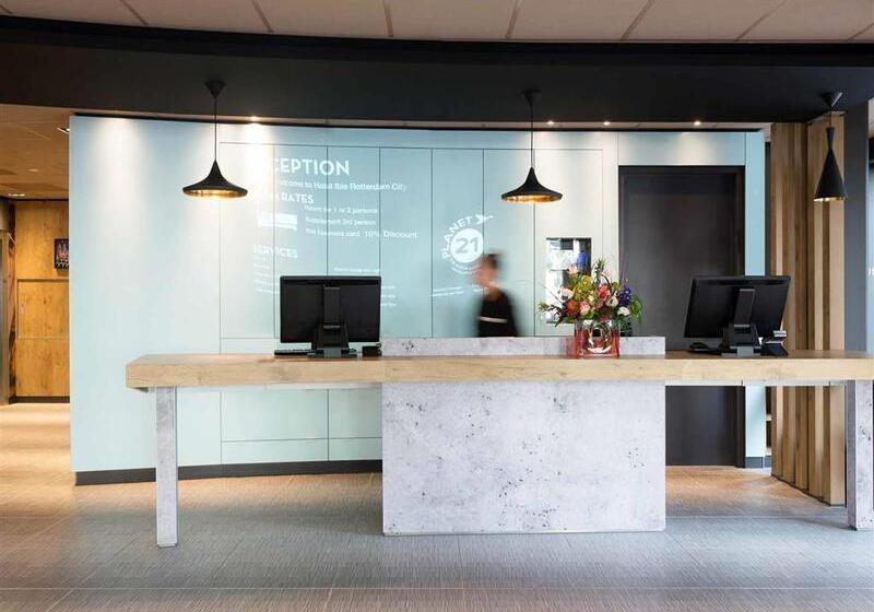 فندق Ibis Rotterdam City Centre