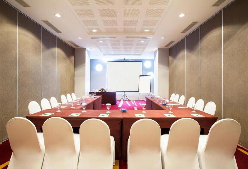 호텔 Ibis Styles Malang