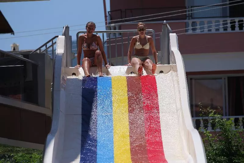 فندق Mehtap Family