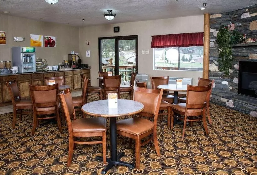 호텔 Everspring Inn & Suites