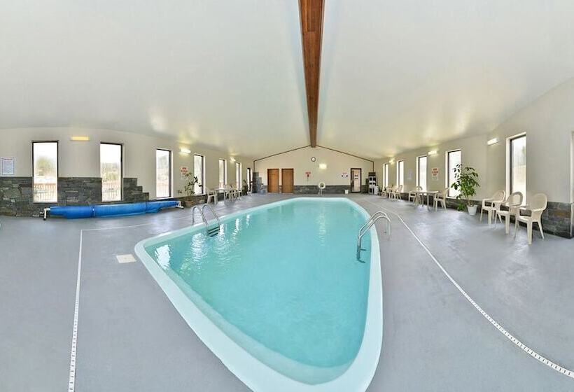 בית מלון כפרי Everspring Inn & Suites