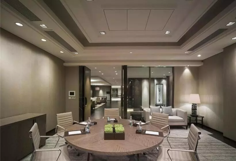 هتل New World Beijing