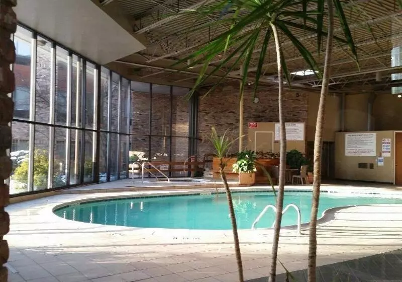 Отель Michigan City Inn