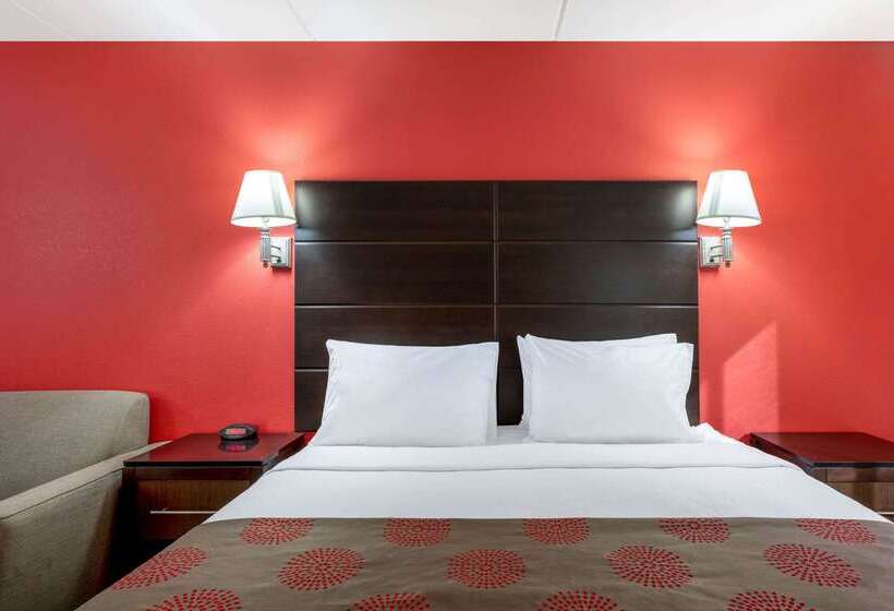 בית מלון כפרי Ramada By Wyndham Panama City