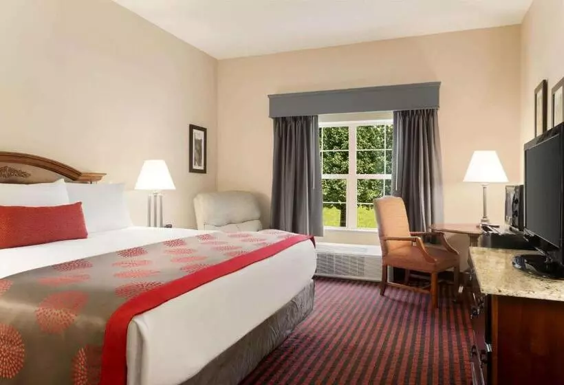 호텔 Ramada By Wyndham Pigeon Forge North