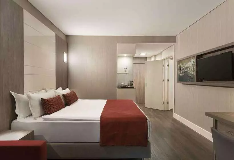 Hotel Ramada Encore Istanbul Bayrampasa