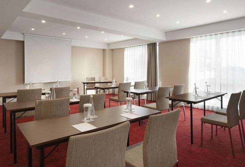 Hotel Ramada Encore Istanbul Bayrampasa