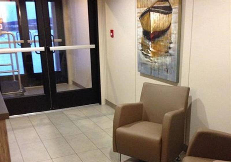 호텔 Rodeway Inn Schefferville