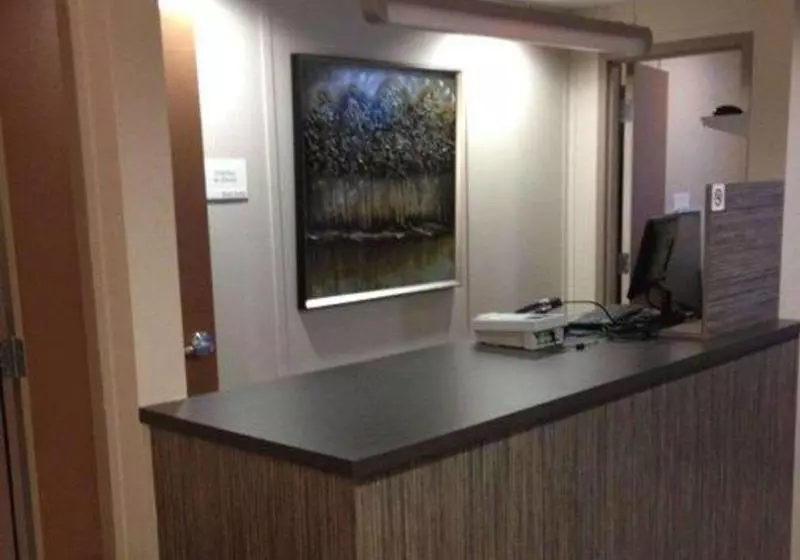 酒店 Rodeway Inn Schefferville