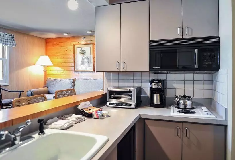 Otel The Historic Crags Lodge