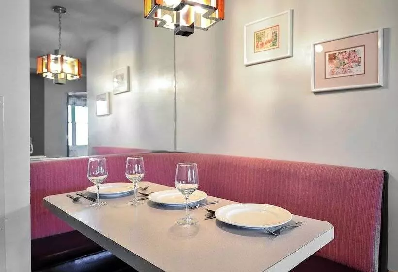 Otel The Historic Crags Lodge