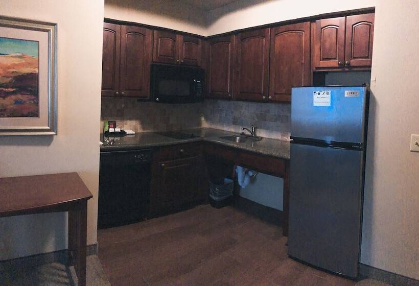 فندق Westay Suites   Covington/mandeville