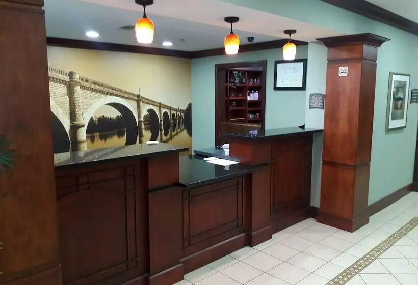 호텔 Westay Suites   Covington/mandeville