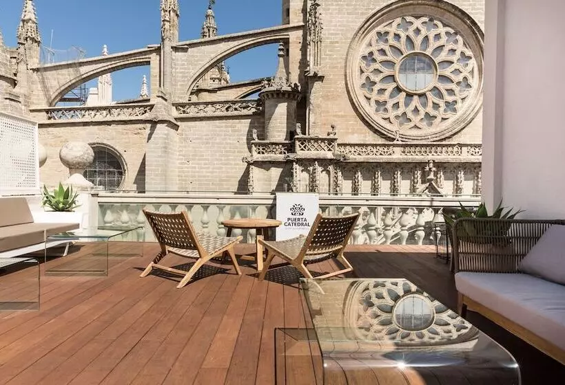 Puerta Catedral Suites