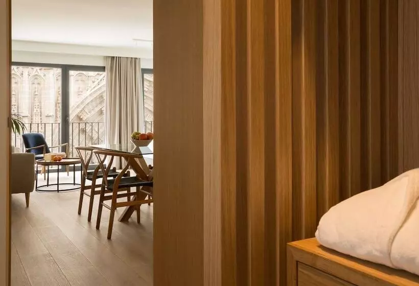 Puerta Catedral Suites