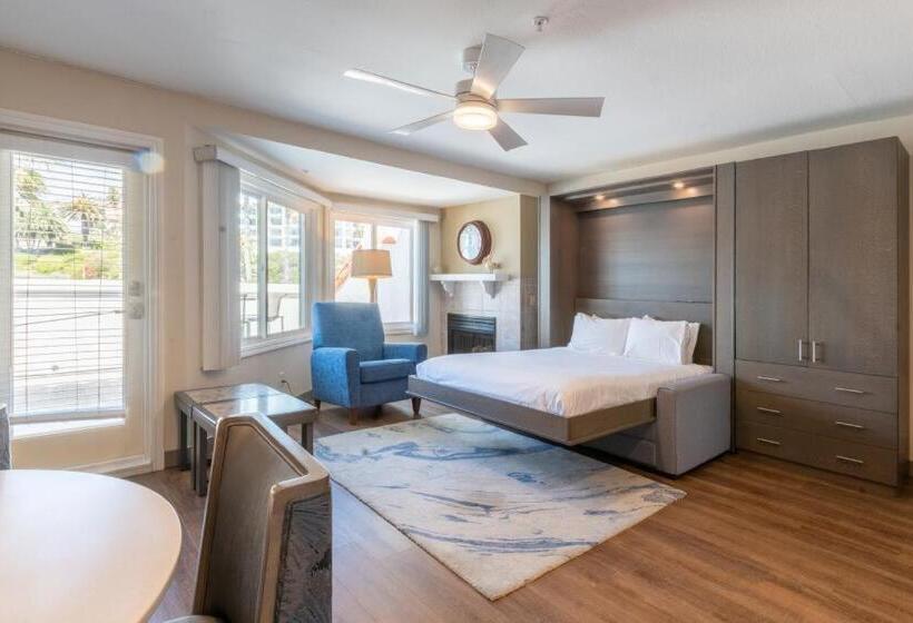 リゾートホテル San Clemente Cove