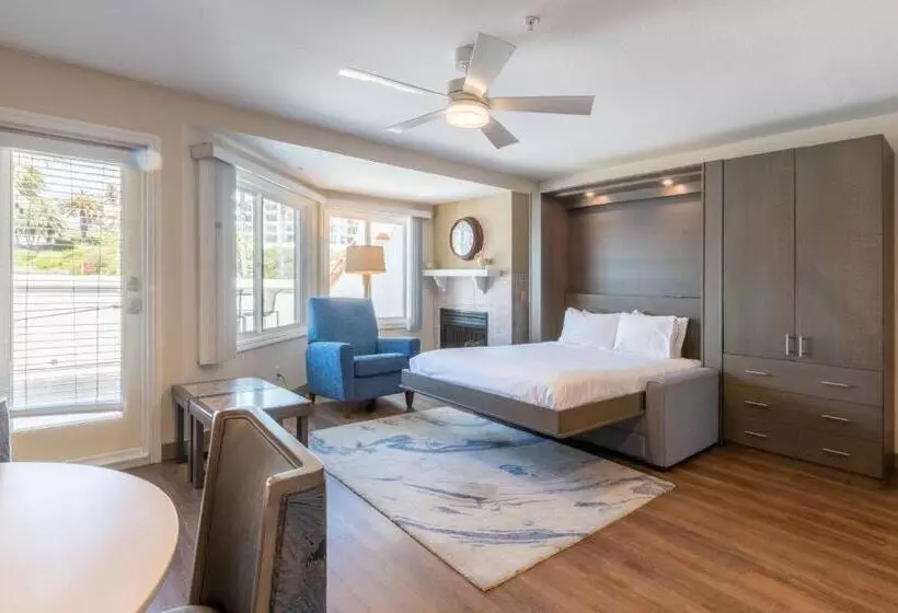 אתר נופש San Clemente Cove