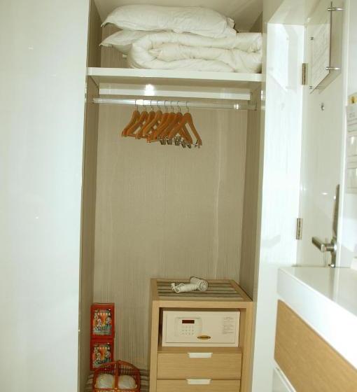 Super 8 Hotel Guangzhou San Yuan Li