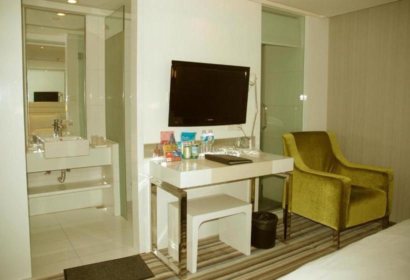 Super 8 Hotel Guangzhou San Yuan Li