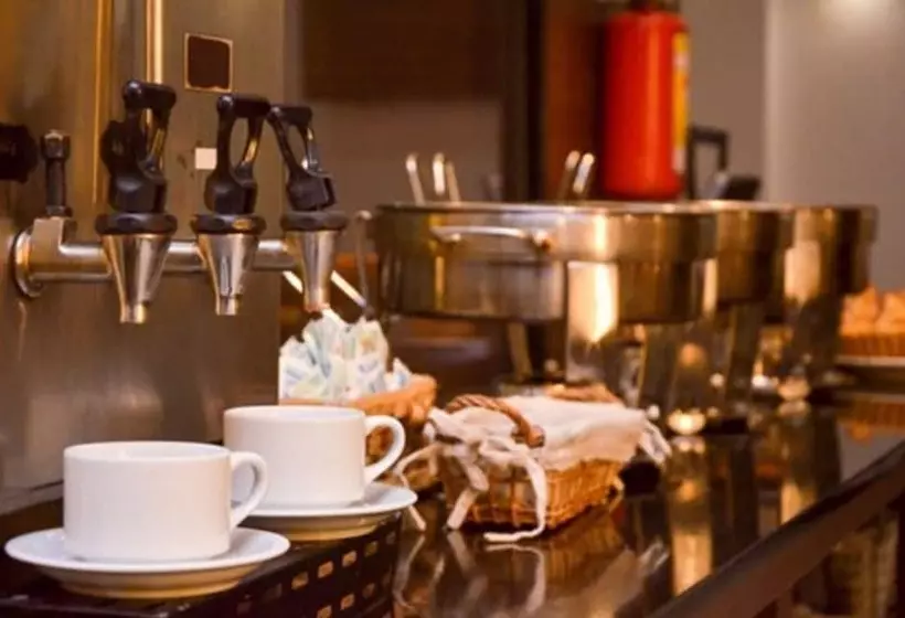 Hotelli Açores Premium 5 Minutos Do Moinhos De Vento