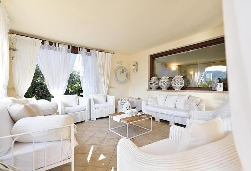 فندق Baia Del Porto