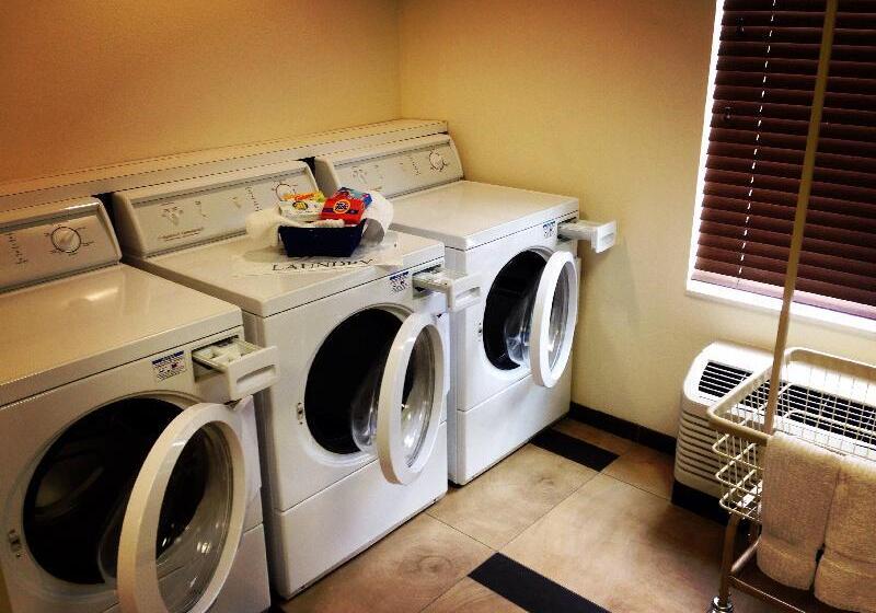 فندق Candlewood Suites Winnemucca, An Ihg