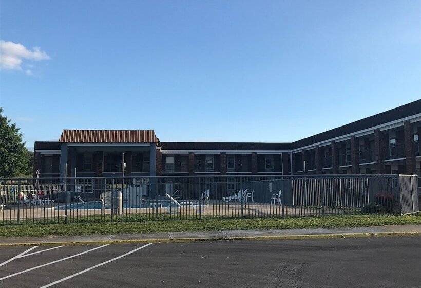 酒店 Days Inn By Wyndham Cave City