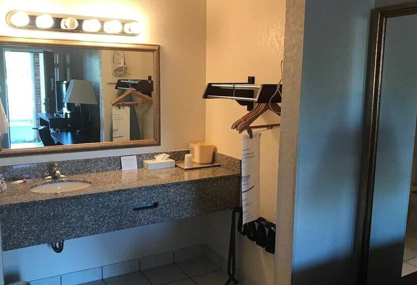 酒店 Days Inn By Wyndham Cave City