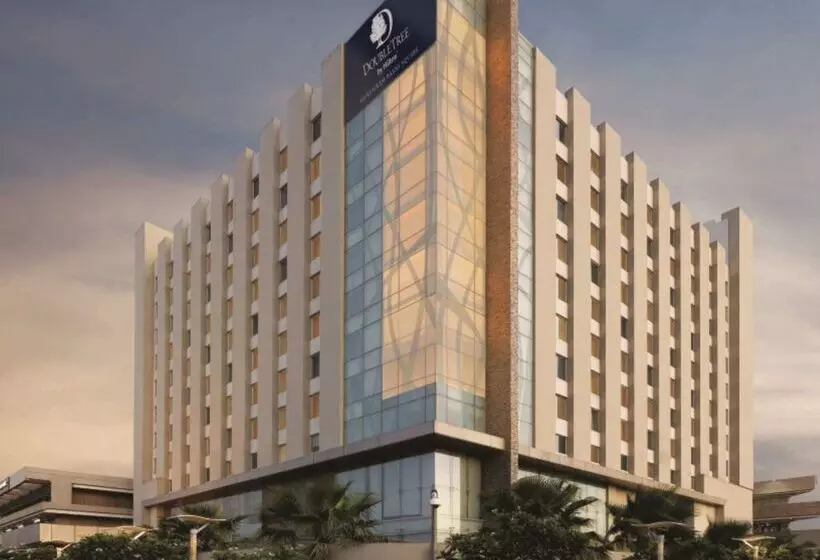 Hotel Doubletree By Hilton Gurugram Baani Square