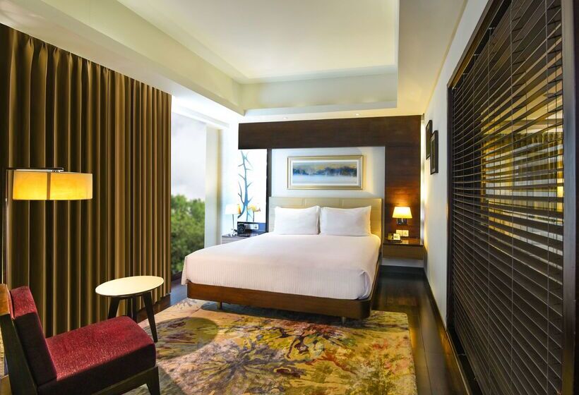 Otel Doubletree By Hilton Gurugram Baani Square