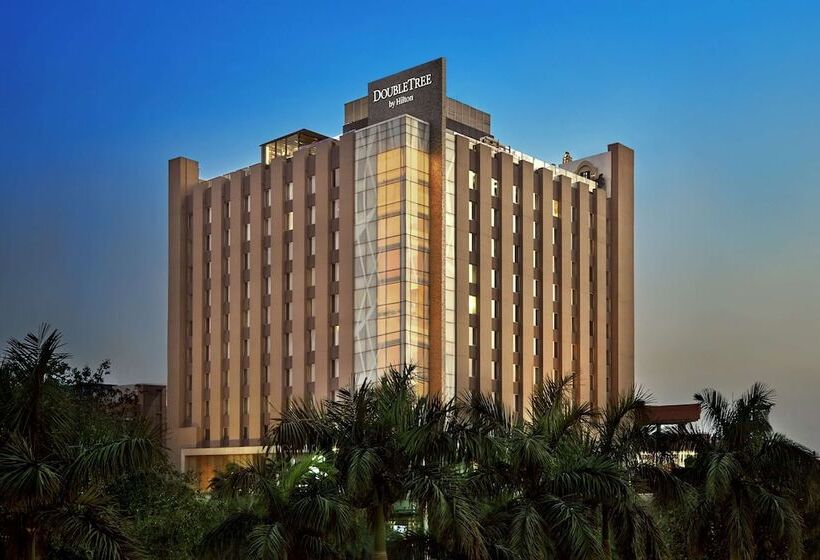 Otel Doubletree By Hilton Gurugram Baani Square