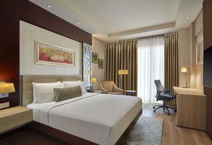 Otel Doubletree By Hilton Gurugram Baani Square
