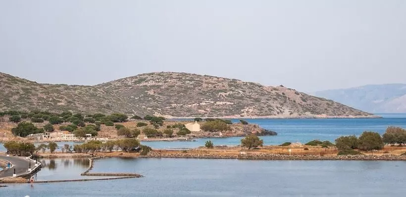 هتل Elounda Olive Garden Studios