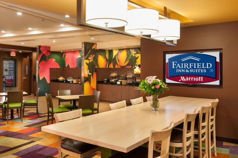בית מלון כפרי Fairfield Inn & Suites By Marriott Vernon