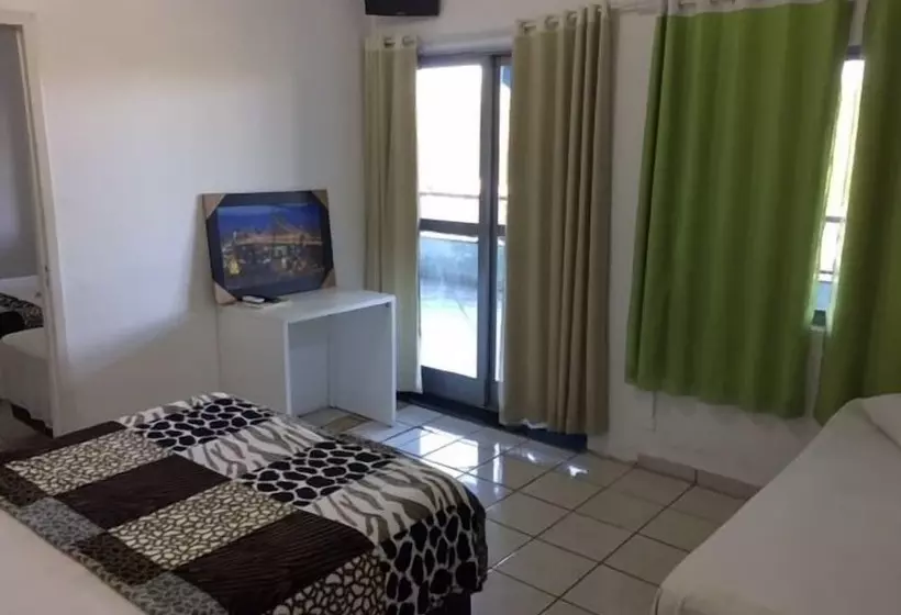 בית מלון כפרי Foz Family