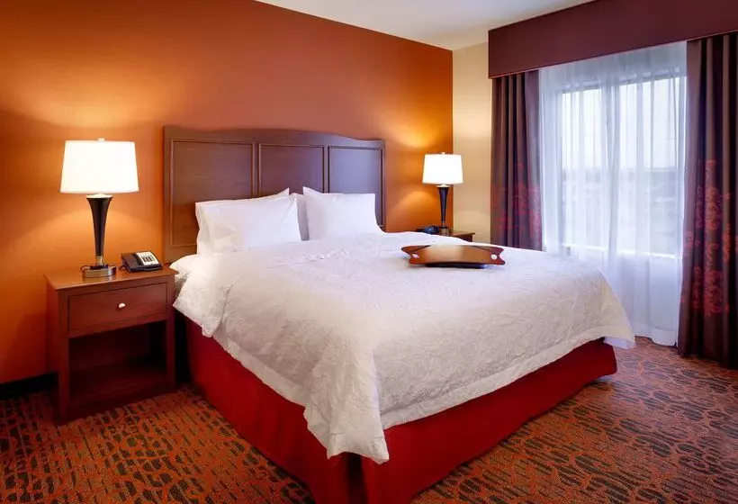 هتل Hampton Inn Omaha/west Dodge Road