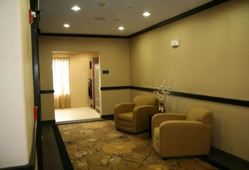 ホテル Hampton Inn & Suites Cleburne