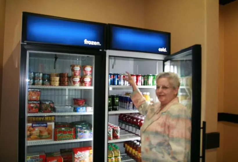 ホテル Hampton Inn & Suites Cleburne